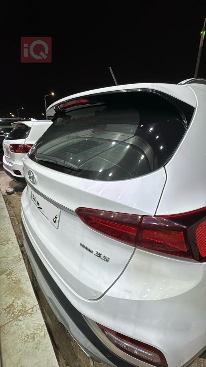 هيونداي سانتافي